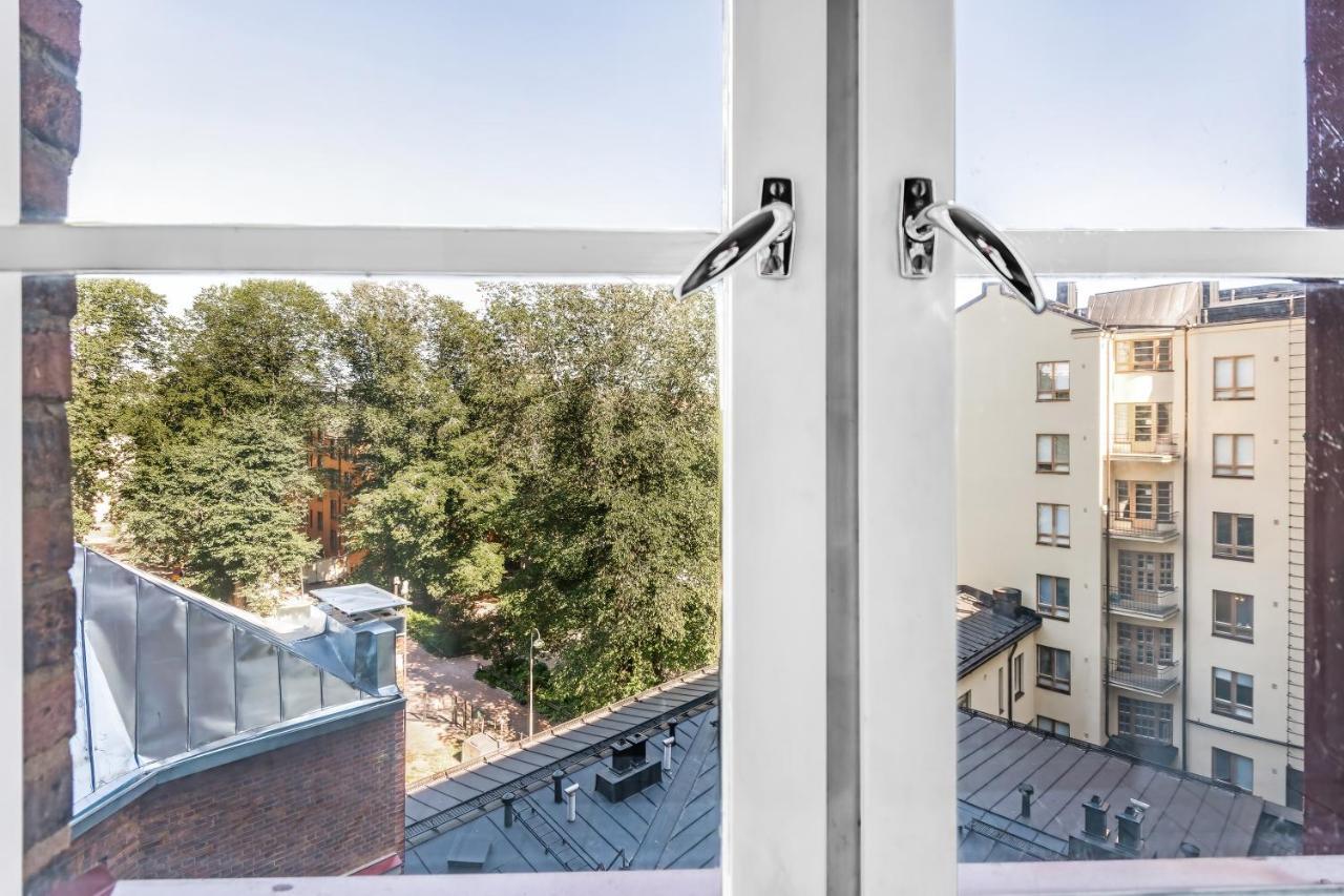 Appartamento Wehost Modern And Well-Equipped Studio With A View @Viides Linja 3 Helsinki Esterno foto